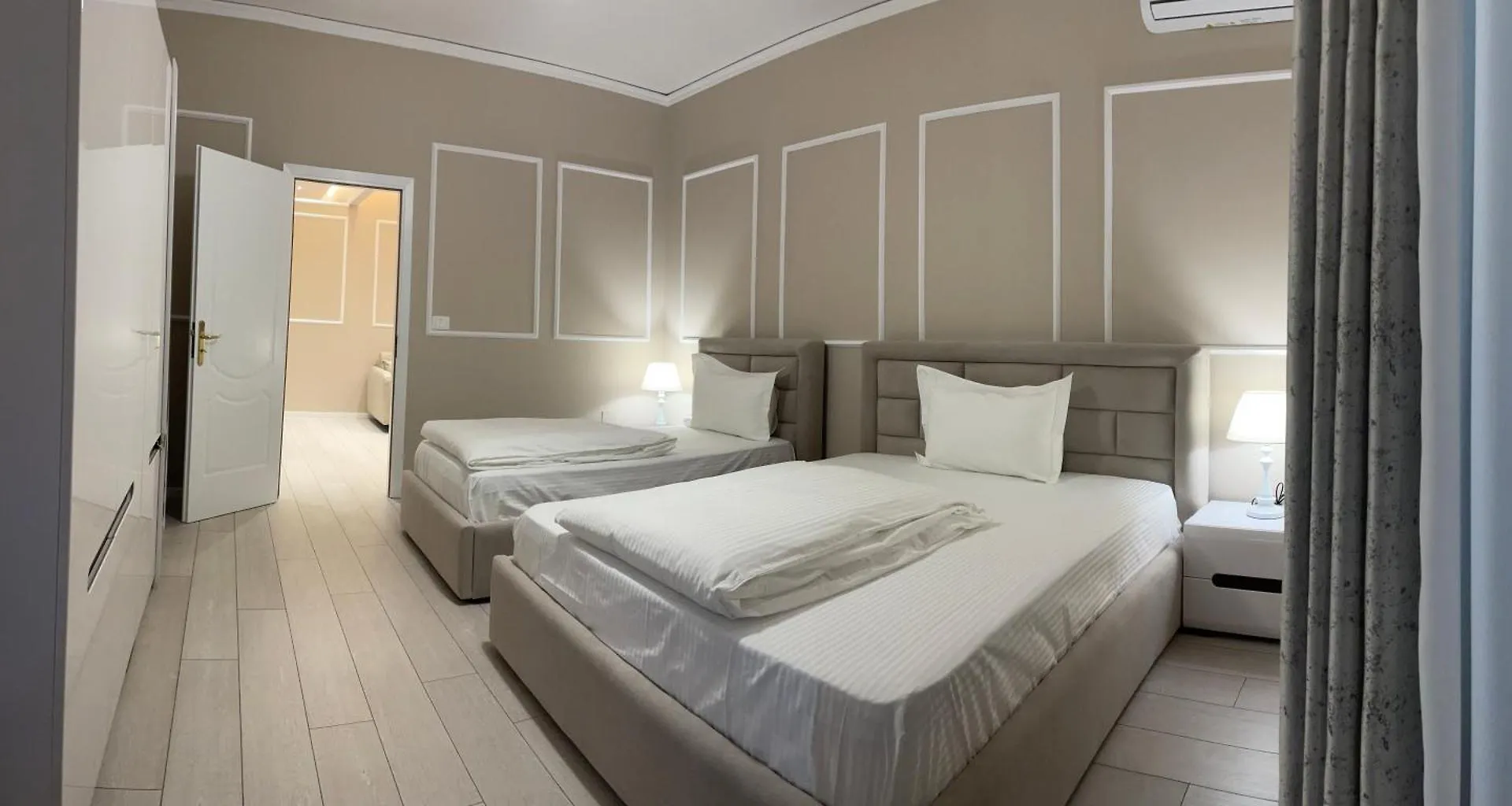 Sun Tower Luxury Suite-View From Of Tirana Center Appartamento