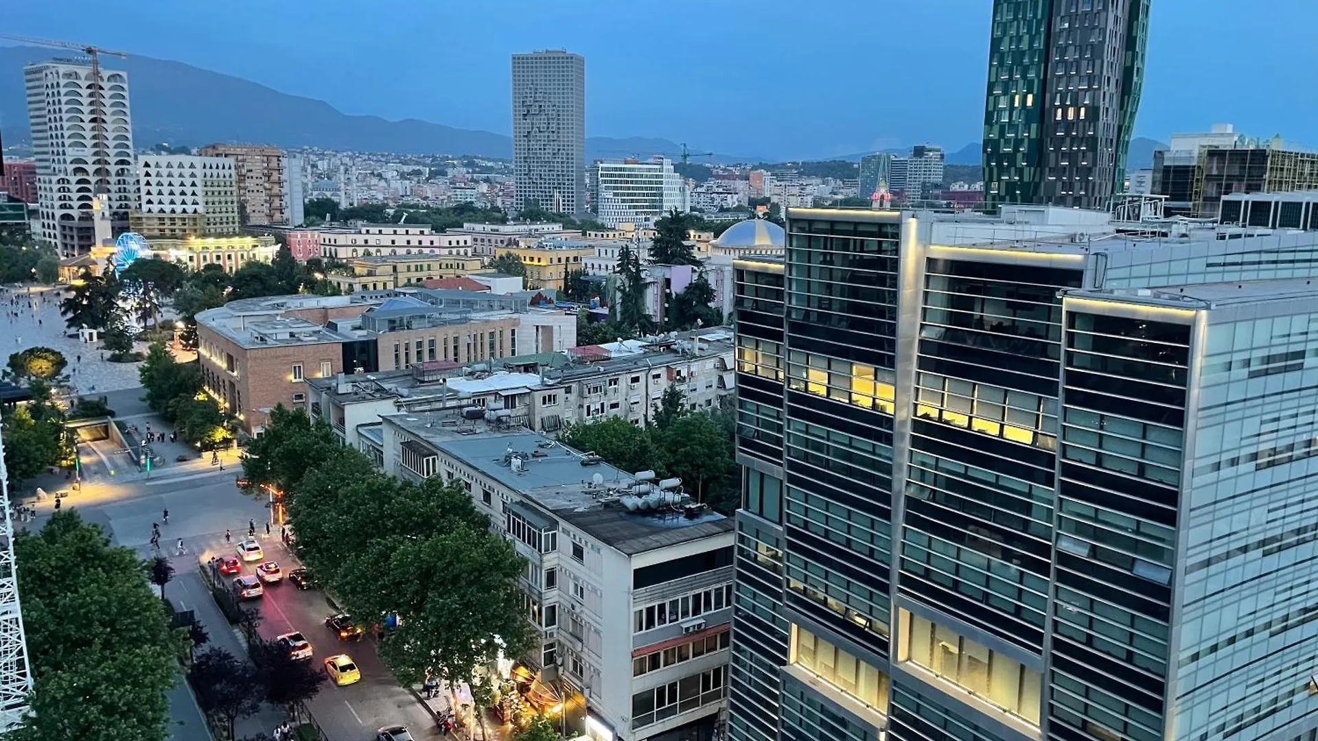 Appartamento Sun Tower Luxury Suite-View From Of Tirana Center Albania
